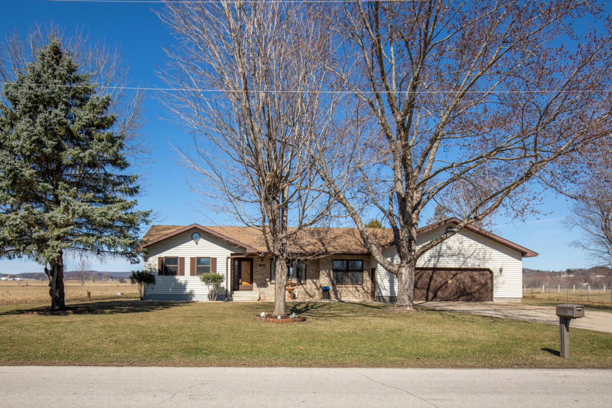 8764 W DIVISION ST, SPARTA, WI 54656, photo 1 of 24