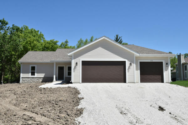 21520 W VALLEY DR, NEW BERLIN, WI 53146 - Image 1