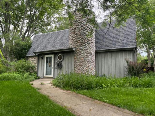 2428 W CHESTNUT RD, MEQUON, WI 53092 - Image 1