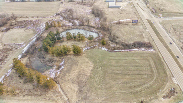 4000 HWY 33, WEST BEND, WI 53095, photo 4 of 5