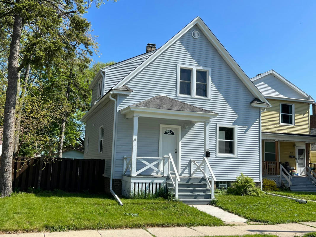 820 MARQUETTE AVE, SOUTH MILWAUKEE, WI 53172, photo 1 of 39