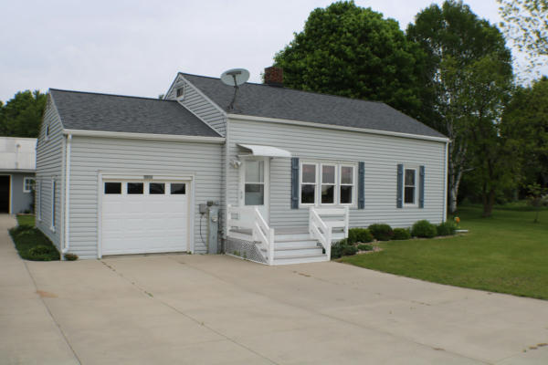 2912 WOODVIEW LN, TWO RIVERS, WI 54241 - Image 1