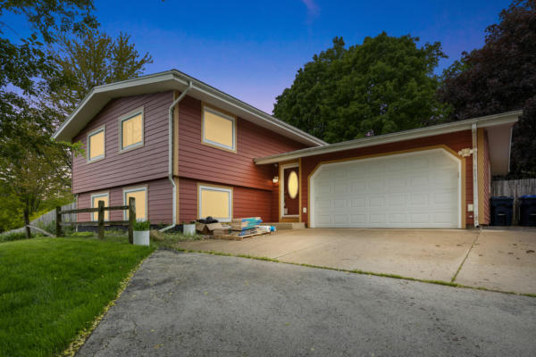 W276S4583 GREEN COUNTRY RD, WAUKESHA, WI 53189 - Image 1