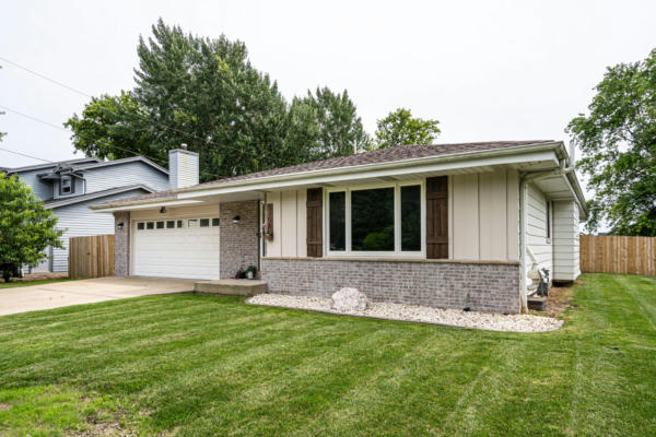 5205 W COLD SPRING RD, GREENFIELD, WI 53220 - Image 1