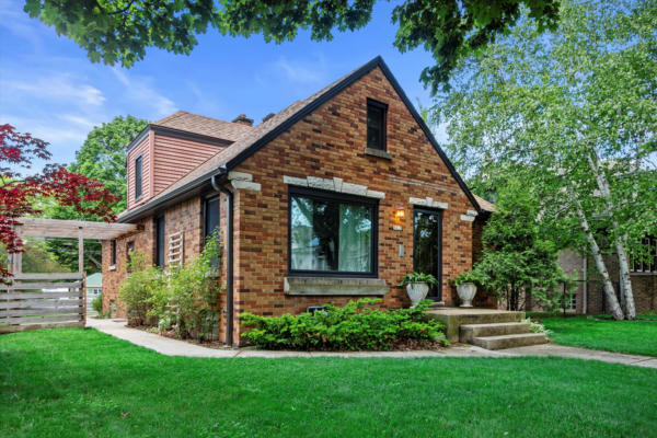 3223 S TAYLOR AVE, MILWAUKEE, WI 53207 - Image 1
