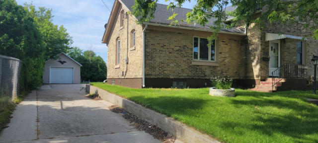 1511 DIVISION ST, MANITOWOC, WI 54220 - Image 1