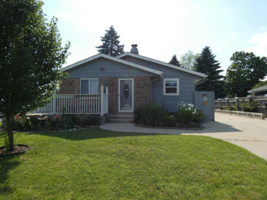 6924 WHITEWATER ST, CALEDONIA, WI 53402 - Image 1