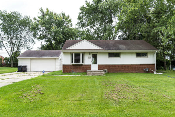 7313 W SQUIRE AVE, GREENFIELD, WI 53220 - Image 1