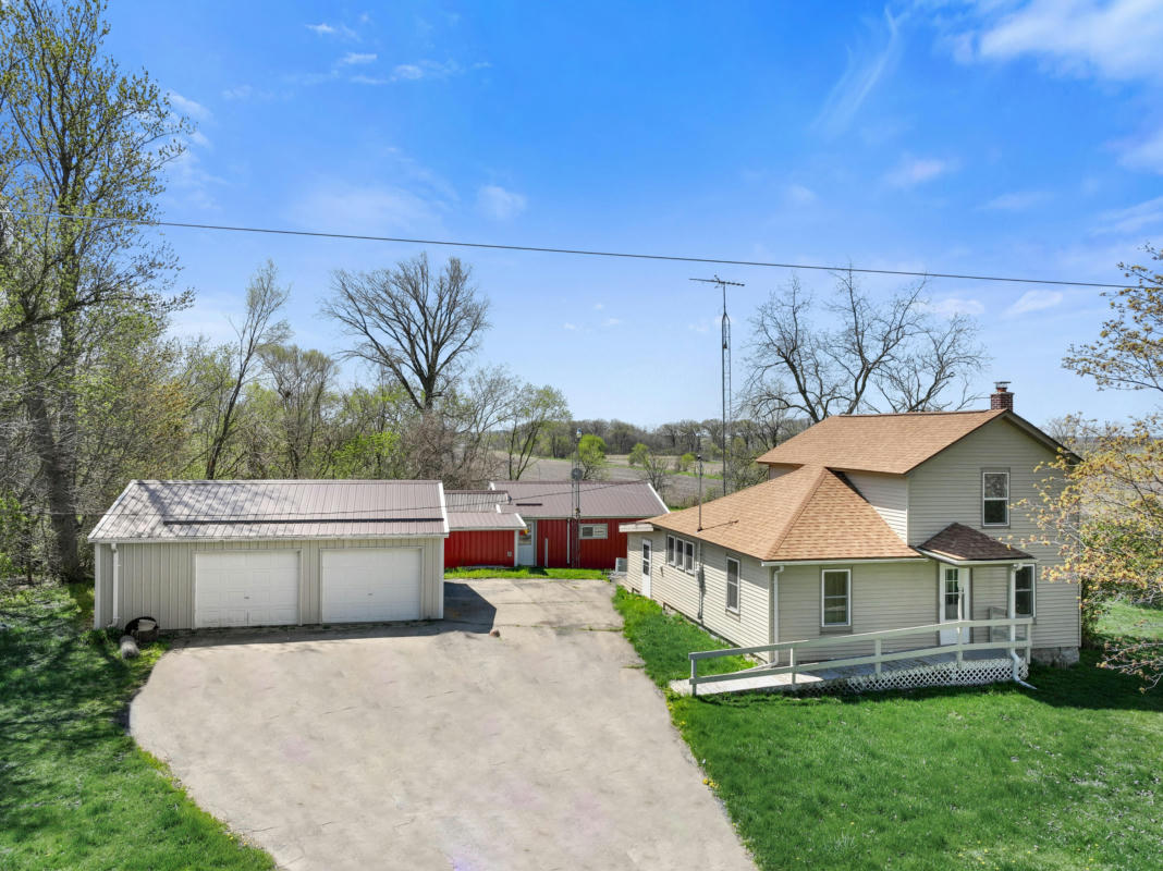 W3779 LOWER HEBRON RD, FORT ATKINSON, WI 53538, photo 1 of 17