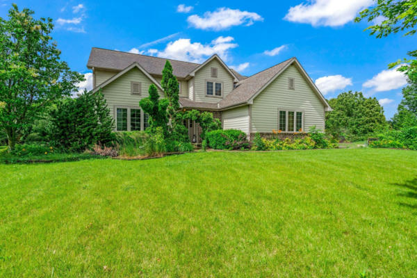 N65W27459 MAPLE ST, SUSSEX, WI 53089 - Image 1
