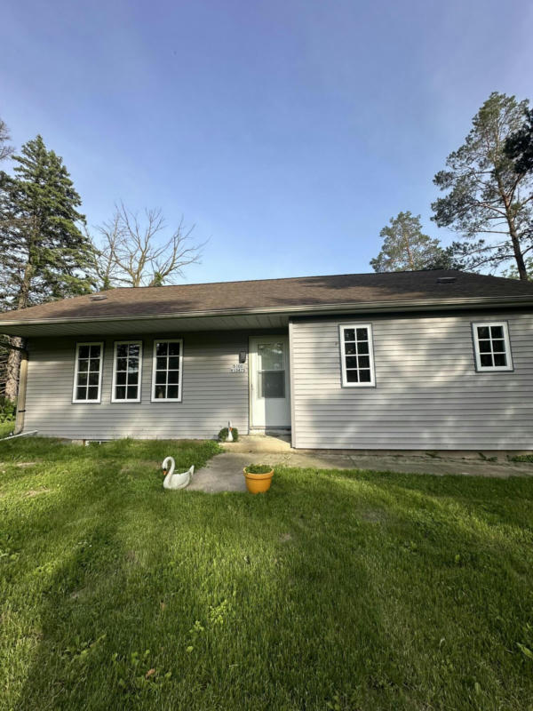 S100W13475 LOOMIS DR, MUSKEGO, WI 53150, photo 1 of 23