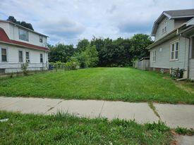 1735 GRAND AVE, RACINE, WI 53403 - Image 1