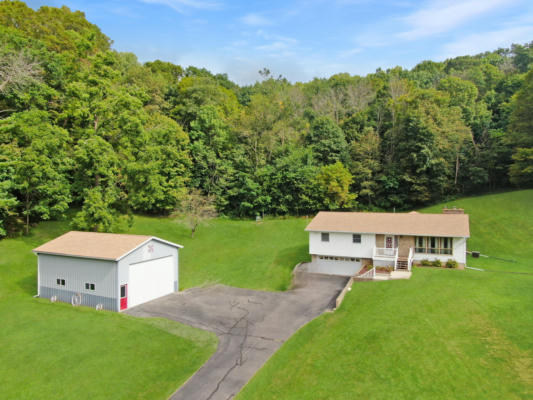 23679 COVERED BRIDGE DR, RICHLAND CENTER, WI 53581 - Image 1