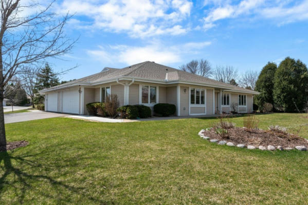 11027 N MEQUON SQUARE DR, MEQUON, WI 53092 - Image 1