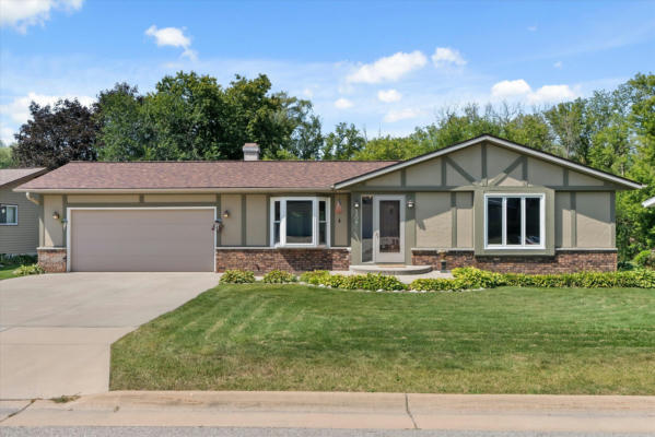 1208 AMBER LN, WATERTOWN, WI 53098 - Image 1