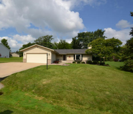 8313 S WOODRIDGE DR, OAK CREEK, WI 53154 - Image 1