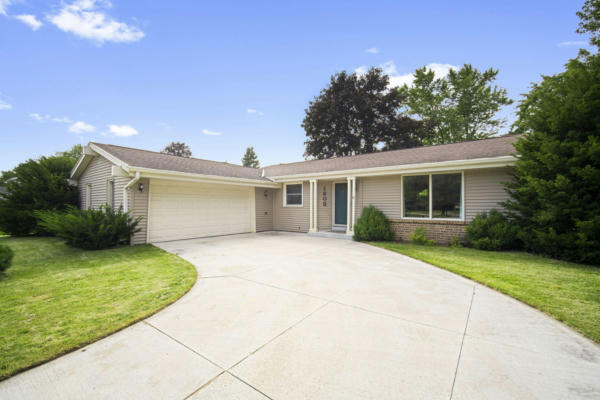 1808 COTTONWOOD DR, WAUKESHA, WI 53189 - Image 1