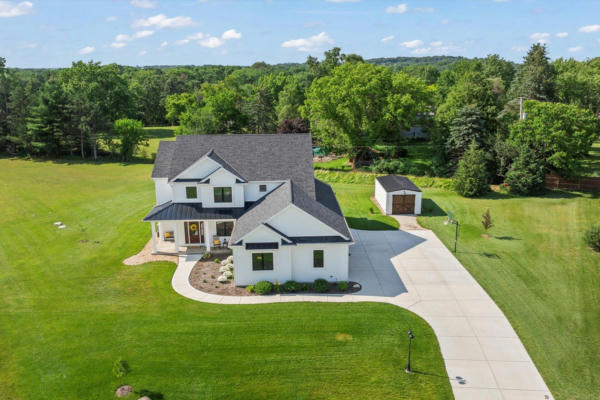 W326S7965 ROLLING HILLS CT, MUKWONAGO, WI 53149 - Image 1