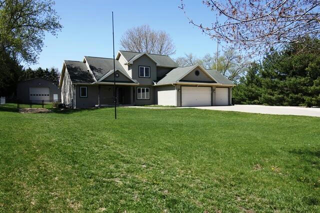 N9349 KNUTESON DR, WHITEWATER, WI 53190, photo 1 of 25