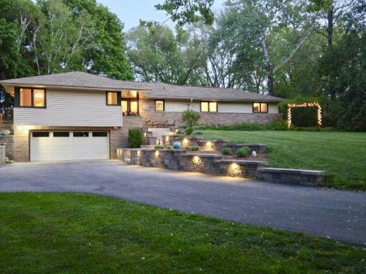 11702 N SILVER AVE, MEQUON, WI 53097 - Image 1