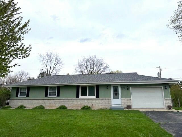 W240N6474 ASH ST, SUSSEX, WI 53089, photo 1 of 19