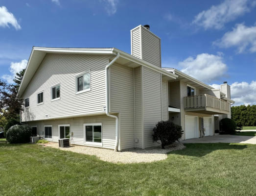 2440 W CRABAPPLE LN UNIT 3, OAK CREEK, WI 53154 - Image 1