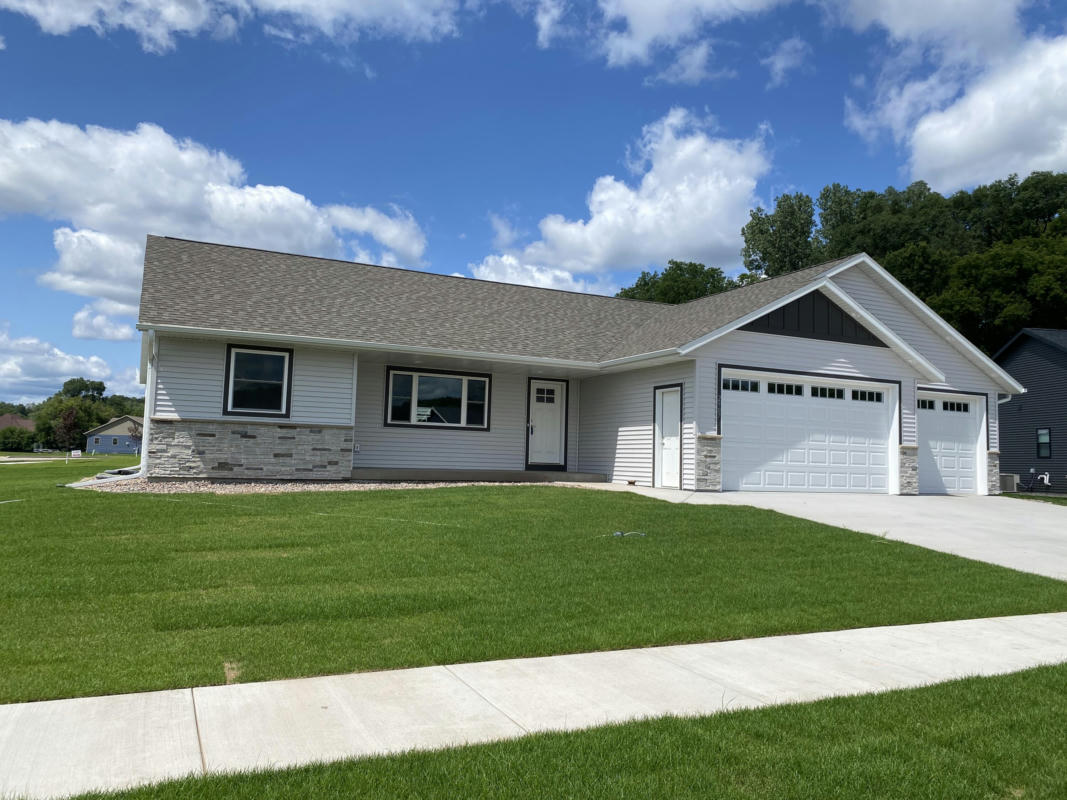 2907 CORTLAND ST, HOLMEN, WI 54636, photo 1 of 38