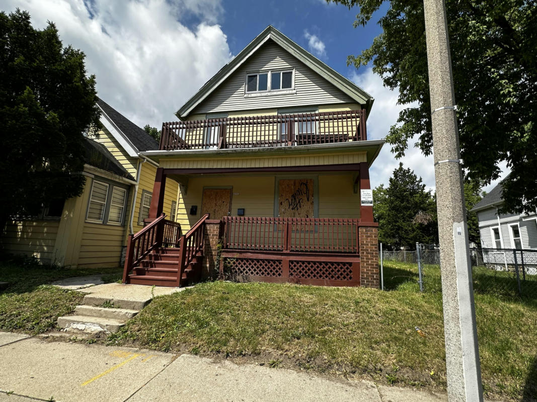 2753 N HOLTON ST, MILWAUKEE, WI 53212, photo 1