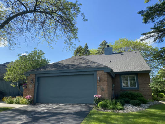 2112 W QUINCY CT, MEQUON, WI 53092 - Image 1