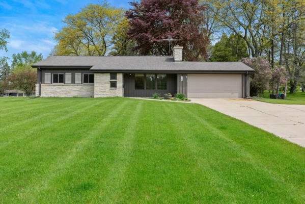 326 W MEQUON RD, MEQUON, WI 53092 - Image 1