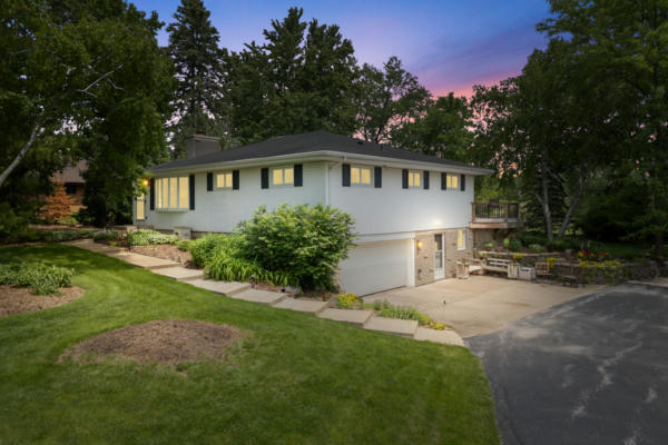3390 MOUNTAIN DR, BROOKFIELD, WI 53045 - Image 1