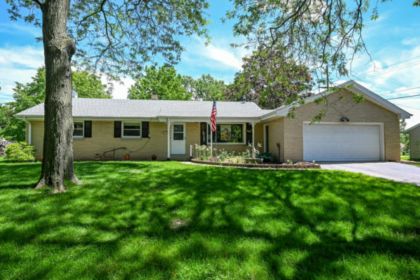 3830 S SUNNY VIEW DR, NEW BERLIN, WI 53151 - Image 1